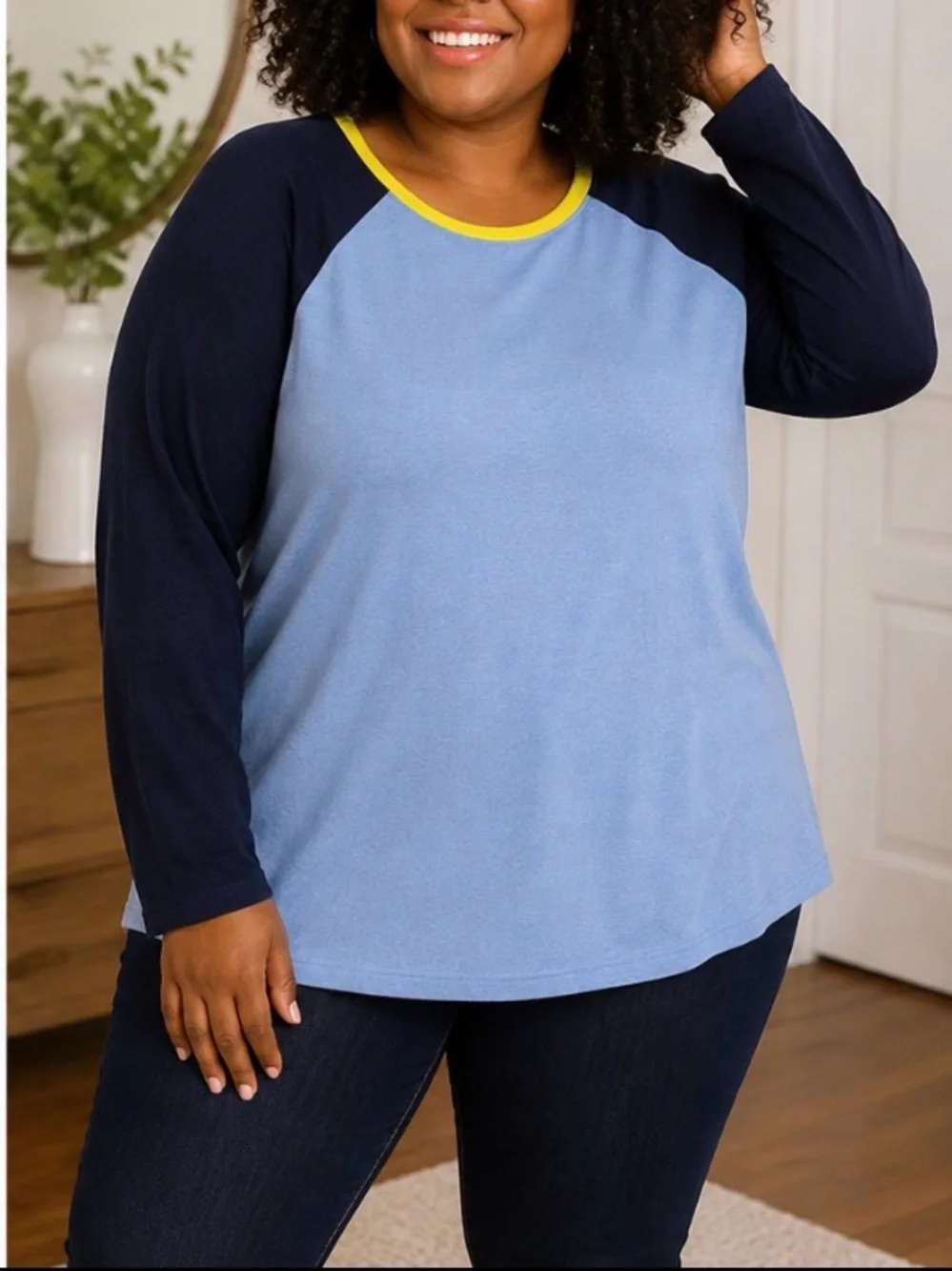 Style & Co. Women’s Colorblock Raglan Top – Size 1XL - Picture 3 of 3